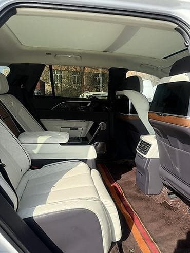 продаю набор ключ: Hongqi E-HS9 – премиальный полноразмерный электрический SUV. Ключевые — 4