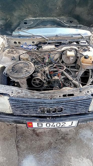 Audi: Audi 100: 1986 г., 1.8 л, Бензин — 8