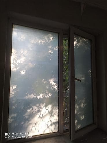 Дом и сад: Пластиковое окно/балконный блок с матовым стеклом - Материал рамы — 2