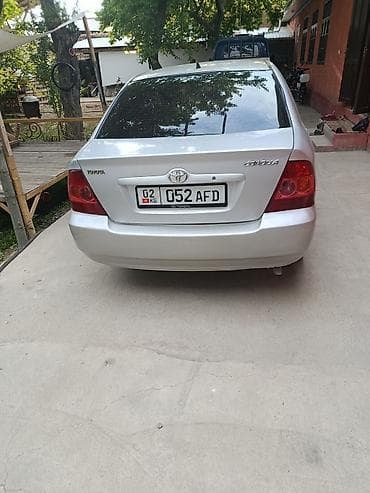 mc 2000: Toyota Corolla: 2006 г., Механика, Седан — 7