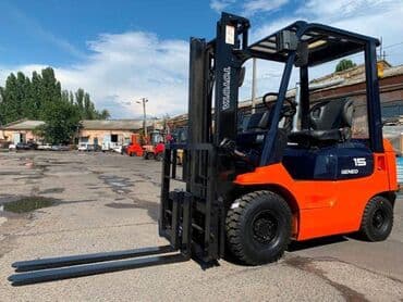 Погрузчик, 2014 г., Колесный, Вилочный