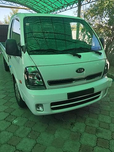 бортово: Kia Bongo (K2500/K2700) — компактный бортовой грузовик свежы гелди — 2
