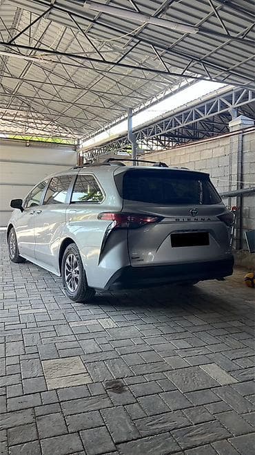 sienna: Toyota Sienna: 2021 г., 2.5 л, Автомат, Гибрид, Минивэн — 3