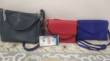 чемодан дорожный бу: Продаю сумки,
за все 3 сумки 600 сом.пишите на вотсап — 1