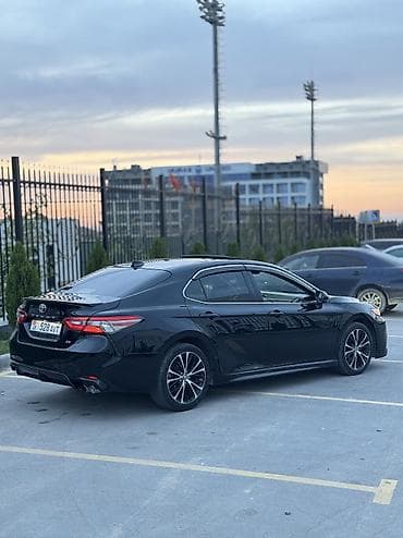 camry 5: Toyota Camry: 2018 г., 2.5 л, Автомат, Бензин, Седан — 4
