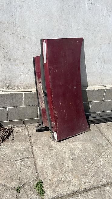 Продаются двери и крышка багажника на Volkswagen Jetta два также двери — 2