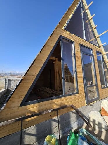 строительство дома из газобетона на винтовых сваях: Дома, Балконы, Бани Больше 6 лет опыта — 14