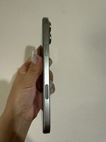 ipod 3 touch: IPhone 16 Pro Max, Б/у, 256 ГБ, Natural Titanium, 92 % — 4