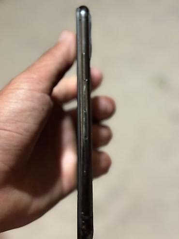 про 11: IPhone 11 Pro, Б/у, 256 ГБ, Черный, 100 % — 1