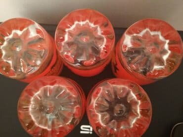 продаю или меняю на: Стеклянные стаканы, красного цвета с золотым декором, 5 штук, целые — 2