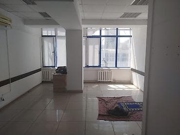 Аренда офисов, 32 м², В бизнес центре at lalafo.kg Аренда офисов, 32 м², В бизнес центре