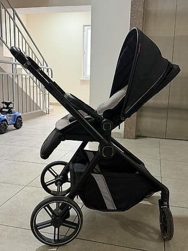 коляска new lux: Коляска, Другой бренд, цвет - Черный, Б/у — 1