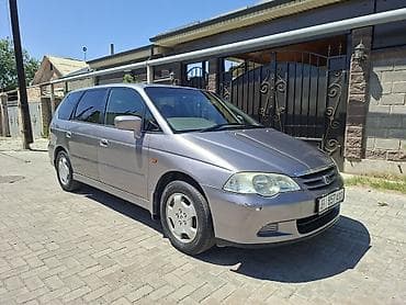 Honda Odyssey: 2000 г.