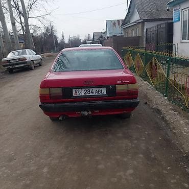 кассеты аудио: Audi 100: 1986 г., 1.8 л, Ручные, Бензин, Седан — 2