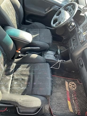 велтмейстер авто: Volkswagen Golf: 1997 г., 1.8 л, Автомат, Бензин, Хэтчбэк — 10