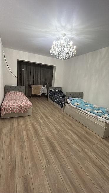 горький ауэзова: Срочно! Нужна 1 девушка на подселение в 1-комнатную квартиру. Кровать — 4