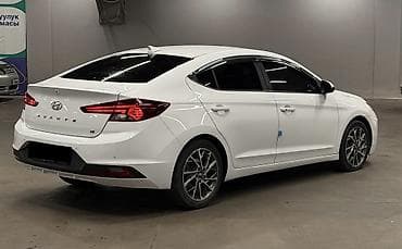 hyndai elantra: Hyundai Elantra: 2019 г., 1.6 л, Вариатор, Бензин, Седан — 4
