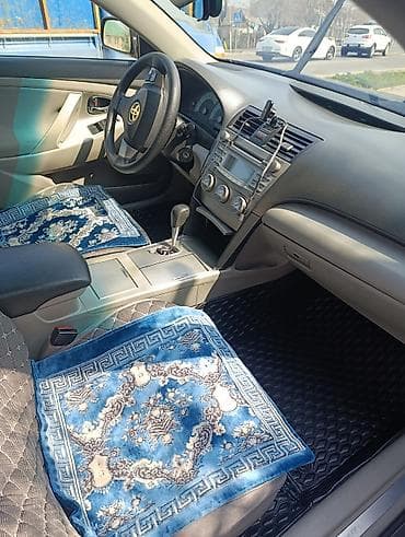 Продажа авто: Toyota Camry: 2010 г., Автомат, Бензин, Седан — 3