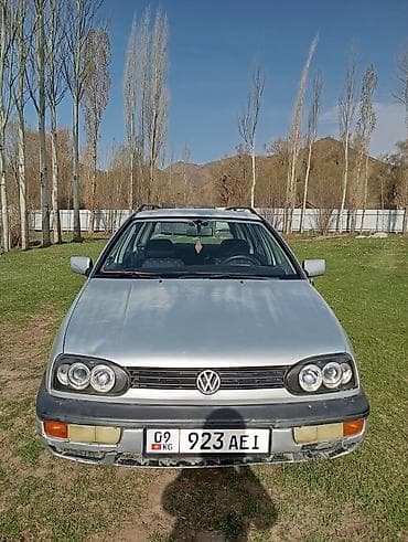 Volkswagen Golf Variant: 1993 г., 1.8 л, Ручные, Бензин, Универсал — 1
