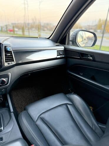 шины шипованные: Ssangyong Rexton: 2020 г., 2.2 л, Автомат, Дизель, Пикап — 9