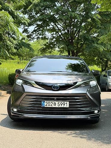 Унаа: Toyota Sienna: 2021 г., 2.5 л, Автомат, Гибрид, Вэн/Минивэн — 3