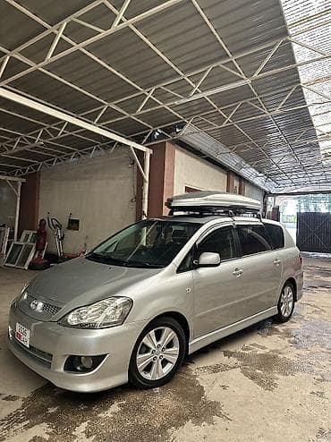 nissan primera 2000: Toyota Ipsum: 2003 г., 2.4 л, Автомат, Бензин, Минивэн — 7