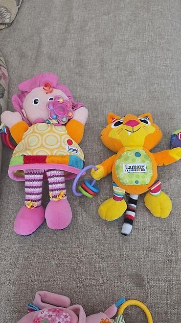 форма одежды: Развивающие игрушки-подвески Lamaze - Мягкие текстильные игрушки — 1