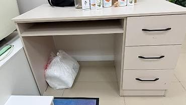 white board: Офисный стол, Нерегулируемый, цвет - Бежевый, Прямоугольный, ЛДСП — 2