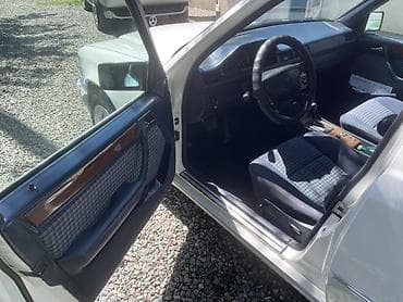 golf b4: Mercedes-Benz W124: 1994 г., 2.2 л, Автомат, Бензин, Универсал — 6