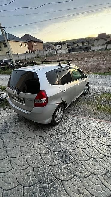 обшивки фит: Honda Jazz: 2004 г., 1.3 л, Механика, Бензин, Хэтчбэк — 3