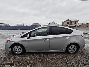 Продажа авто: Toyota Prius: 2011 г., 1.8 л, Автомат, Гибрид, Хэтчбэк — 3