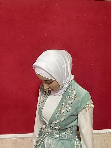 Чоңдорго карнавалдык костюмдар: Улуттук кийим, Аял — 3