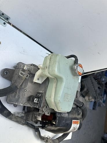 Инверторы: Инверторный блок (Power Control Unit) для гибридных автомобилей — 3