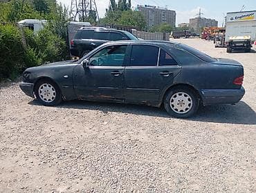 1997: Mercedes-Benz E-Class: 1997 г., 2 л, Автомат, Бензин, Седан — 6