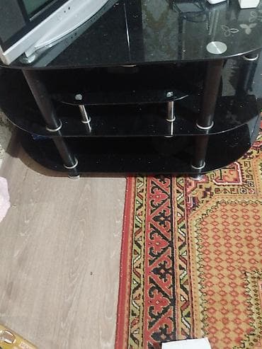 Офис эмереги: Телевизордун шкаф жана стенди, Колдонулган, Полго орнотулма, Айнек, Өзү алып кетүү, Акылуу жеткирүү, түсү - Кара — 2