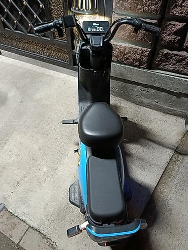 электроскут: Электроскутер городского типа, компактный и удобный для повседневных — 1