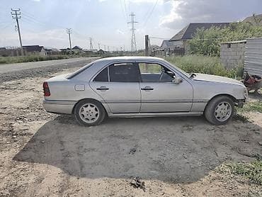 Mercedes-Benz C-Class: 1993 г., 1.8 л, Кол менен иштөөчү, Бензин, Седан