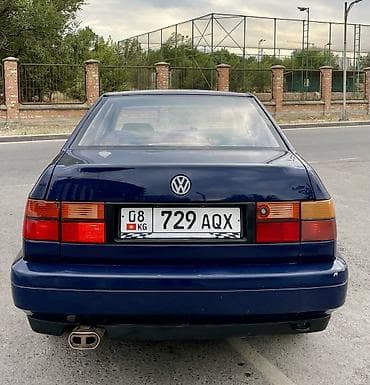волсваген голв: Volkswagen Vento: 1993 г., 1.8 л, Автомат, Бензин, Седан — 3