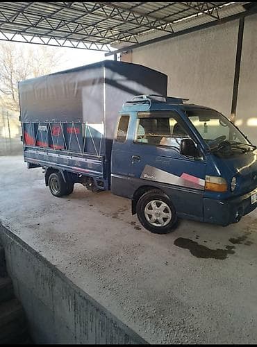 от солнца: Легкий грузовик, Hyundai — 2