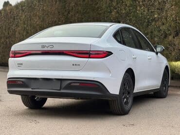 купить бу электромобиль из китая: BYD Seal: 2025 г., 1.5 л, Робот, Гибрид, Седан — 5