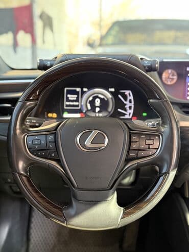 форд эскейп: Lexus ES: 2019 г., 2.5 л, Вариатор, Гибрид, Седан — 10
