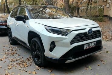 спортивные авто: Toyota RAV4: 2019 г., Гибрид, Кроссовер — 8