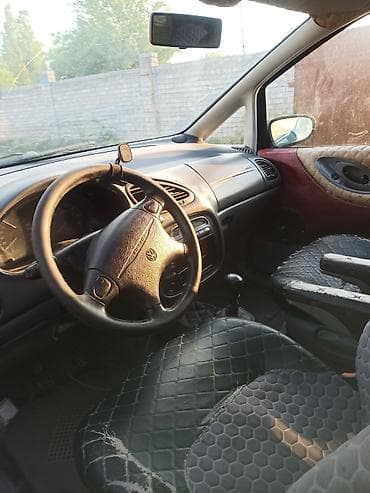 Унаа сатуу: Volkswagen Sharan: 1996 г., 2.8 л, Кол менен иштөөчү, Бензин, Вэн/Минивэн — 5