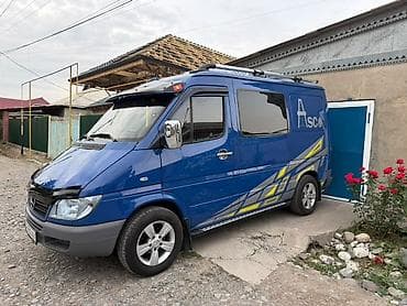 Унаа: Жеңил жүк ташуучу унаа, Mercedes-Benz, Стандарт, 1,5 т, Колдонулган — 4