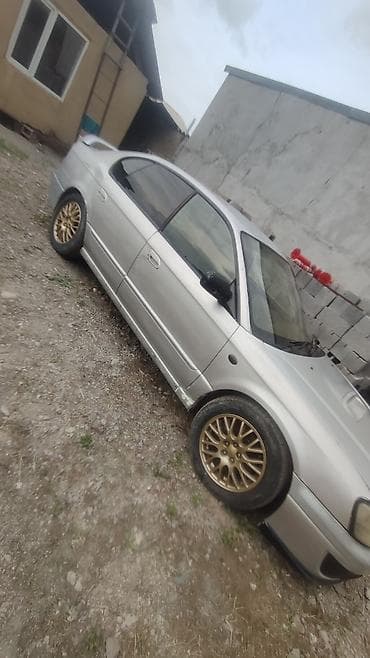 lada priora: Volvo S40: 2001 г., 1.8 л, Автомат, Седан — 5