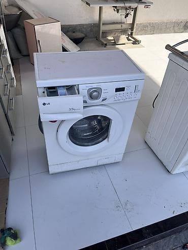 w king: Стиральная машина LG с фронтальной загрузкой, загрузка 3,5 кг — 1