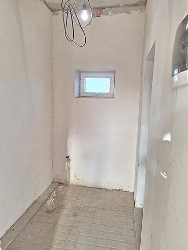 🏡 **СРОЧНО ПРОДАЁТСЯ 2-ЭТАЖНЫЙ ДОМ! 🔥** 📍 Ж/м **Ак-Ордо 2** 🏠 Площадь — 9