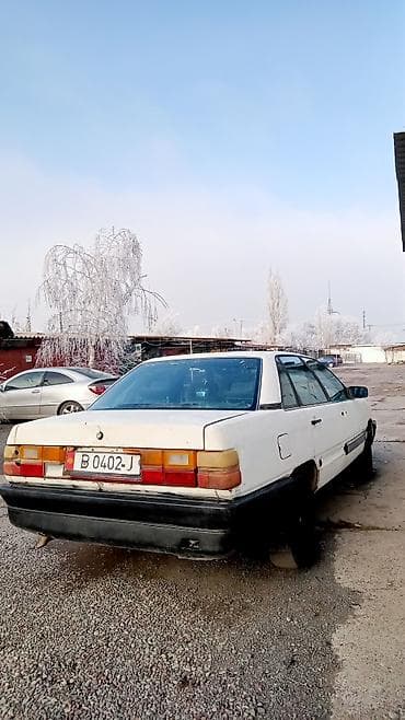Audi: Audi 100: 1986 г., 1.8 л, Бензин — 3