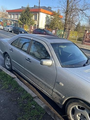 avangarde: Mercedes-Benz E-Class: 1996 г., 3.2 л, Автомат, Бензин, Седан — 5