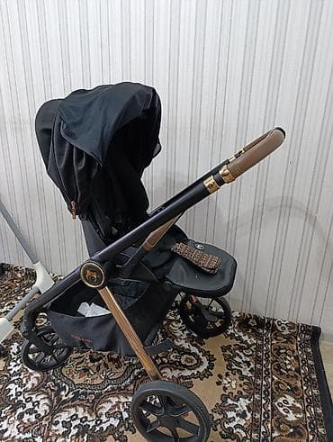 Коляска, цвет - Черный